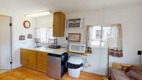 Rental RV3 — image 2 of 5