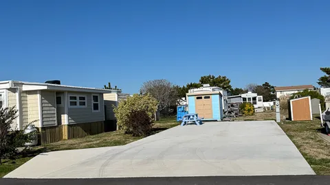 Premium Interior RV Site — image 2 of 31