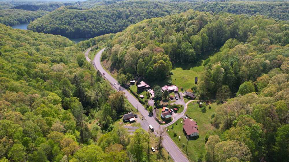 Yogi's RV Retreat and Nature Suites - Summersville, WV - Photo 2