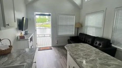 Lakeside Tiny Home Bunk Bed — image 2 of 8