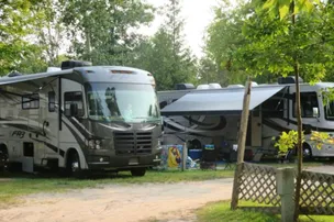 Holiday Park- Daiva RV Resorts – photo 4