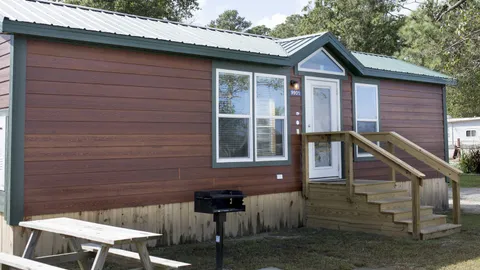 Deluxe Cottage — image 2 of 11