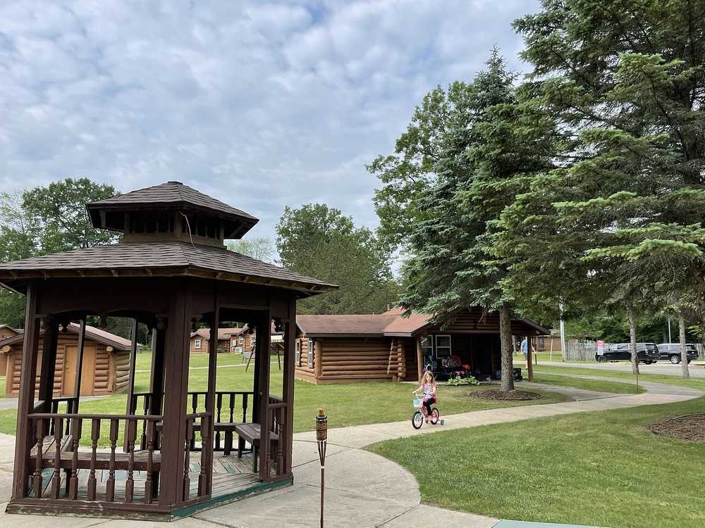 Lost Arrow Resort and Campground - Photo 4