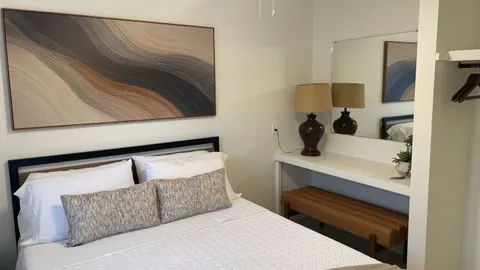 Cozy Cabin Lakefront Escape — image 5 of 5