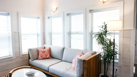 Beach Bungalow — image 2 of 10