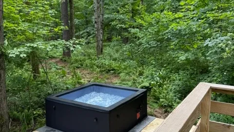 The Zephyr - XL Luxury Tent with Hot Tub & Raised Deck — image 2 of 10