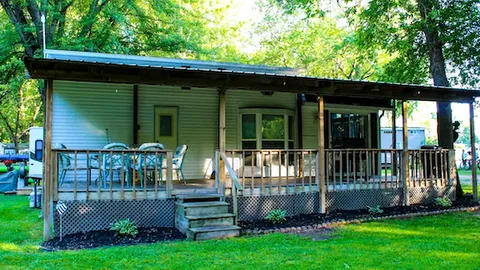 The Tadpole Bungalow — image 1 of 5