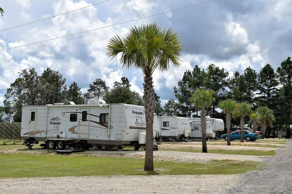 Pecan Acres RV Park, Leesville, LA - Photo 3