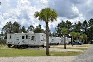 Pecan Acres RV Park – photo 3