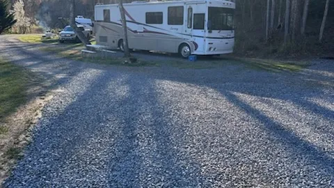 30/50 AMP Pull-Through RV Sites with Sewer — image 1 of 7