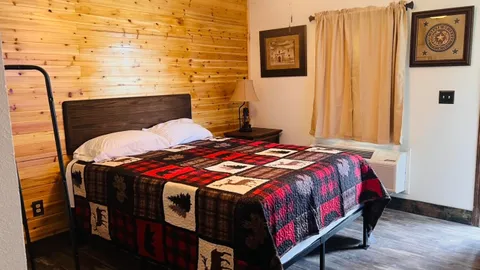 Single Bedroom — image 1 of 10
