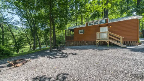 Ranger Smith™ Waterfront Super Cabin — image 1 of 5