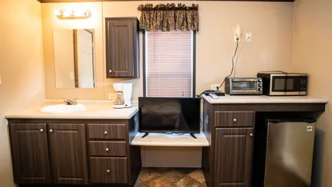 Modern Tiny Home — image 2 of 10