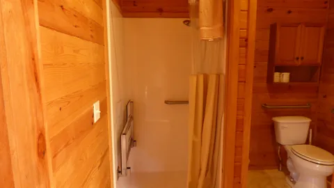 Yogi Bear™ Cottage — image 2 of 15