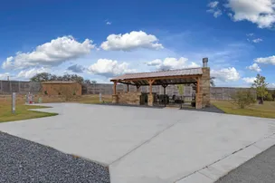 Firefly Resort – photo 5