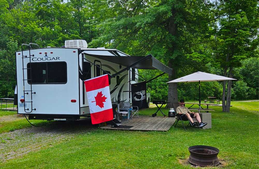 Crystal Beach, Ridgeway, Ontario - Photo 4