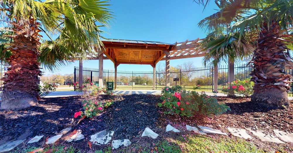 Texas Palms RV Park - Photo 2
