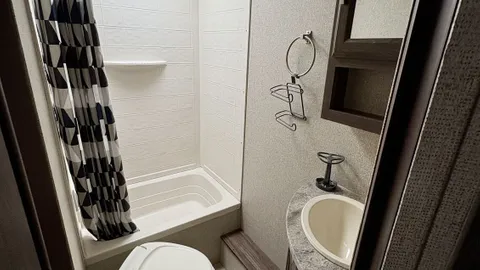 Cozy Family RV stay with kitchen & bathroom, AC — image 2 of 8