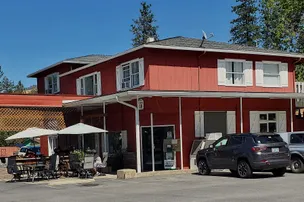 Ryan's Outpost – photo 4