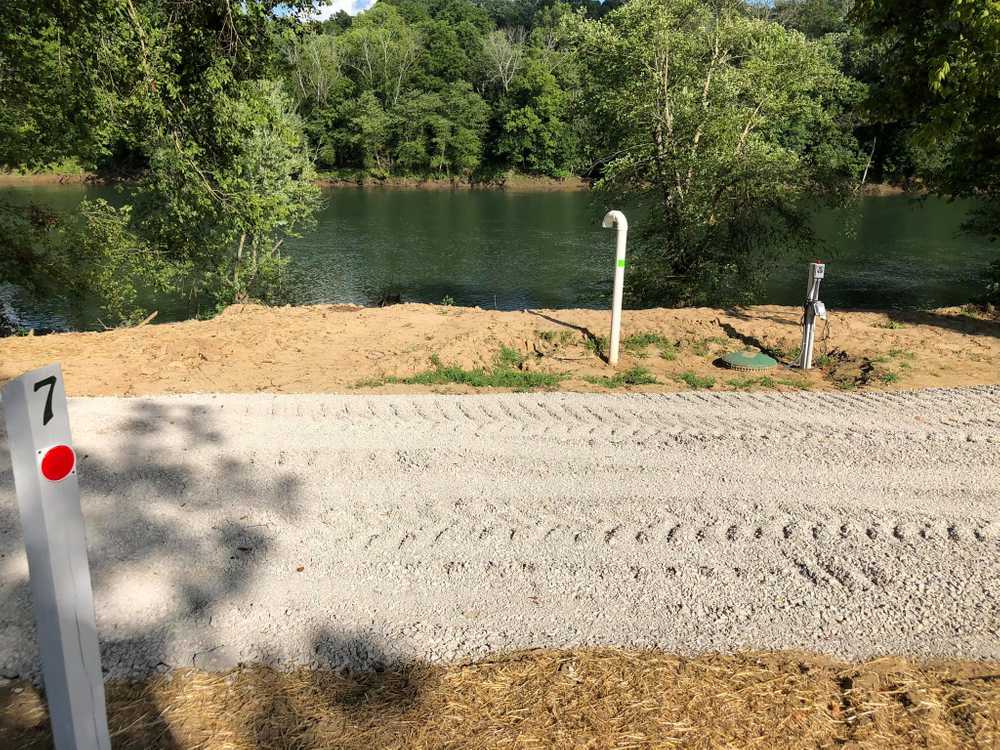 Banks of the Cumberland Campground - Photo 4