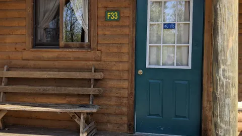 Cabin With Bath - Central Resort — image 2 of 5
