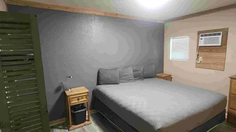 2 BR 4 Person River Front Cabin  - Pet Friendly — image 2 of 5