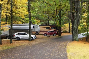 Patricia Lake Campground – photo 4