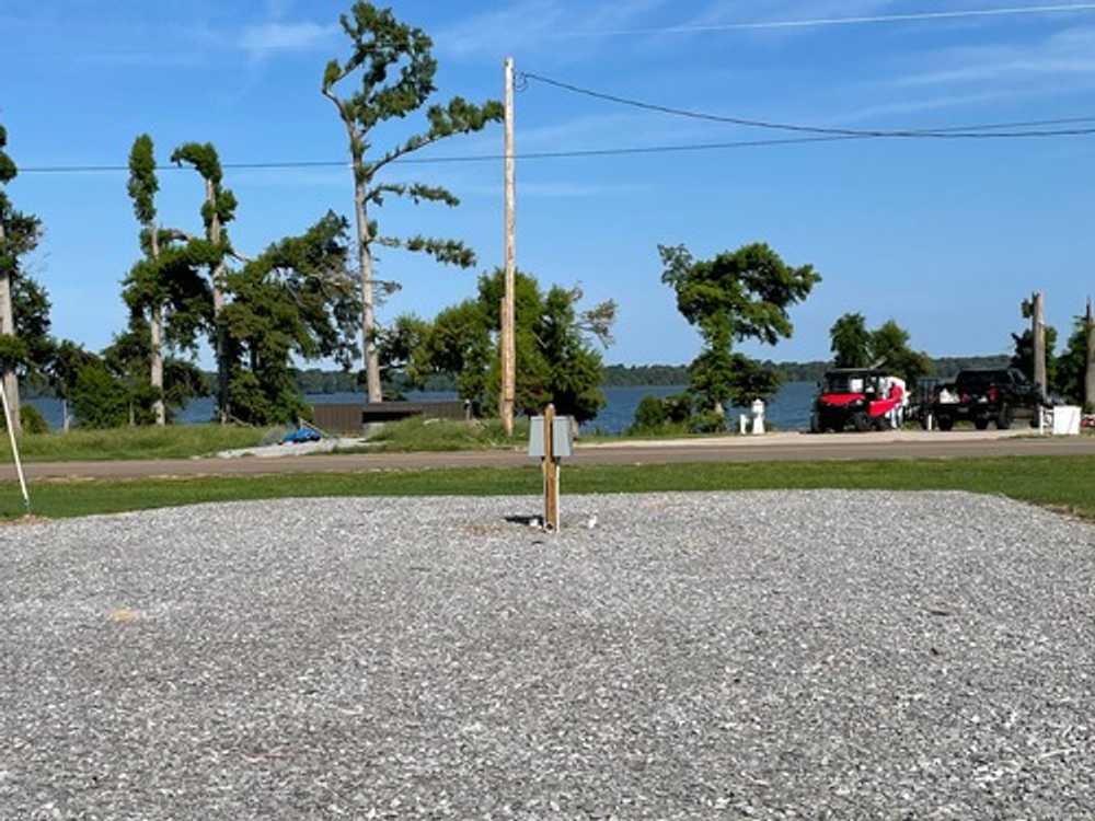 30/50 Amp Deluxe Waterfront RV Site - Nightly Stays