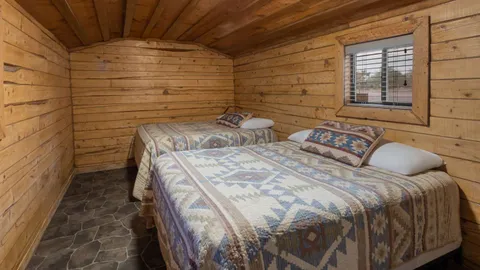 Camping Cabin — image 2 of 5