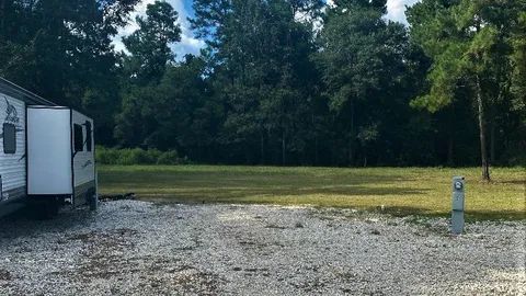 30/50 Amp Back-In RV Site — image 1 of 1