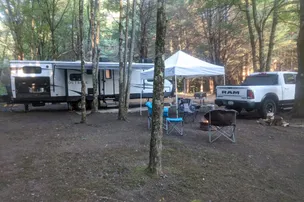 Aurora B's Family Campground – photo 5