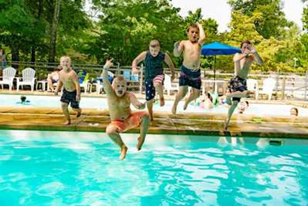 Jellystone Park™ Columbus North - Mount Gilead, OH - Photo 4