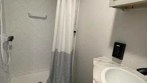 Modern 1 Bedroom RV w/ Bunkhouse — image 2 of 16