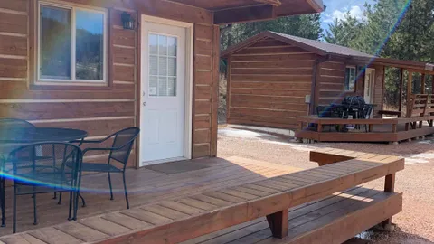 Standard Cabin - Sleeps 4-5 — image 2 of 7