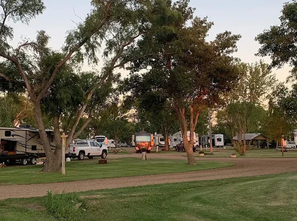 Dakota Sunsets, Salem, South Dakota campground