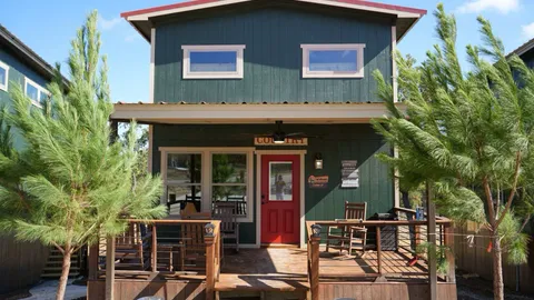 Rustic Cabin — image 11 of 11