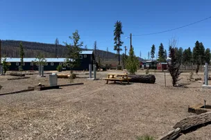 Cedar Lodge Motel & RV Park – photo 4