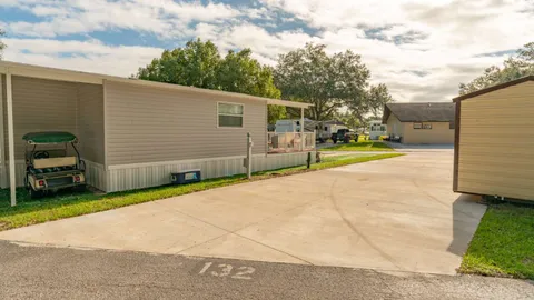 Elite Pull Through RV Site — image 3 of 3