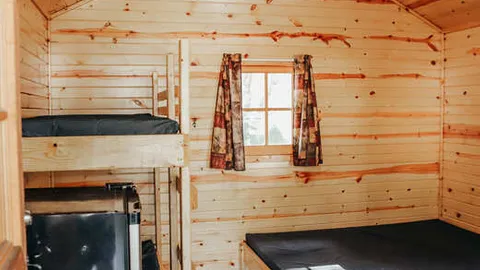 RUSTIC CABIN SLEEPS 6 — image 2 of 2