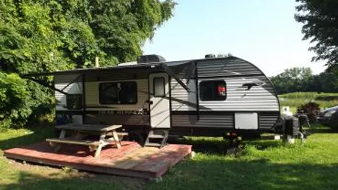Pondview RV Rental — image 1 of 5