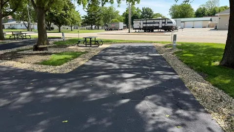 20/30 Amp, 34' x 12' Standard Site — image 1 of 2