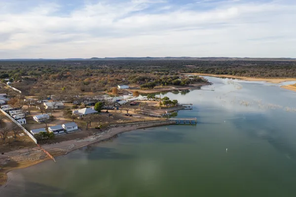 Bluebonnet Cove Casitas and RV Park – photo 1