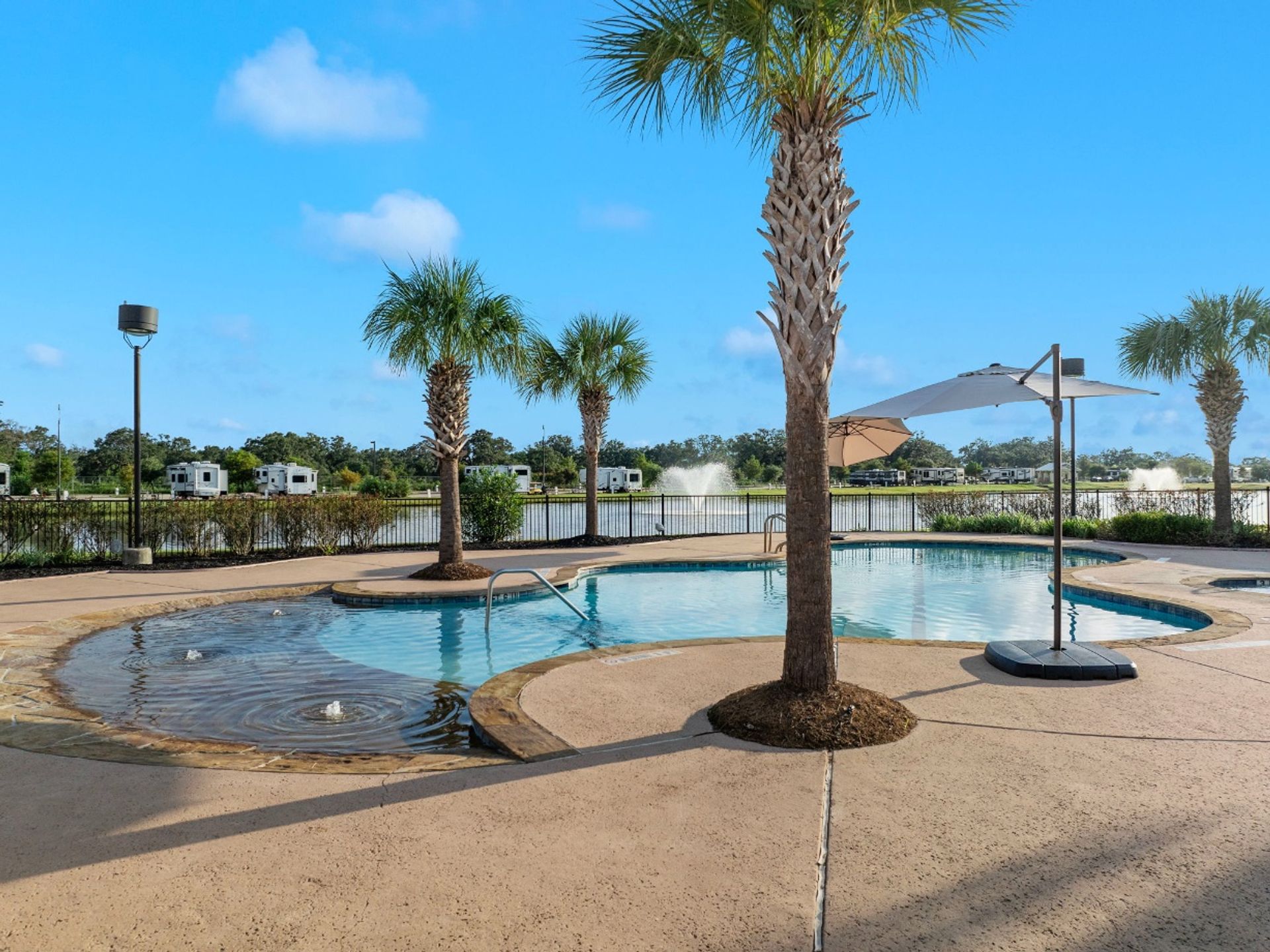 Brazoria Lakes RV Resort