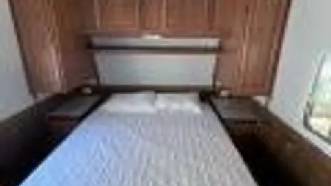 88 Camper Rental — image 5 of 5