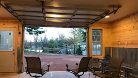 Dockside Vacation Rental — image 1 of 9
