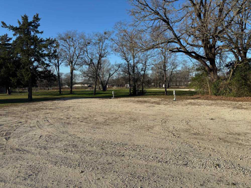 Circle Drive RV Park, Fairfield, Texas - Photo 3