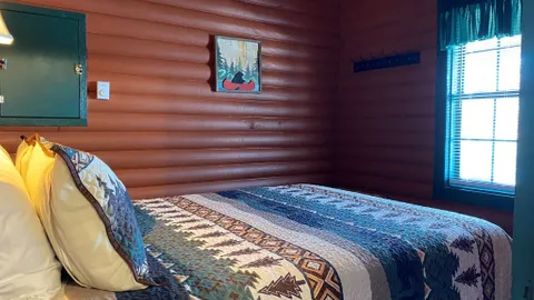 4 Person Cabin — image 2 of 6
