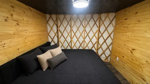 SongBird Yurt — image 8 of 8