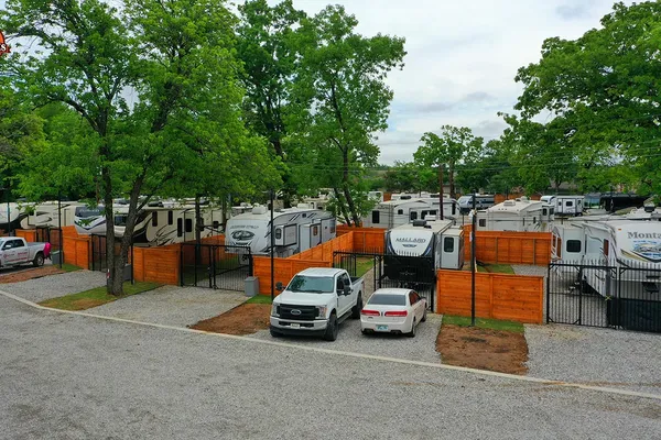 Dallas Shady Oaks RV Park – photo 1