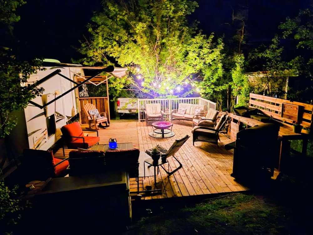 Handhills High-Country Hideaway - Delia, Alberta - Photo 3